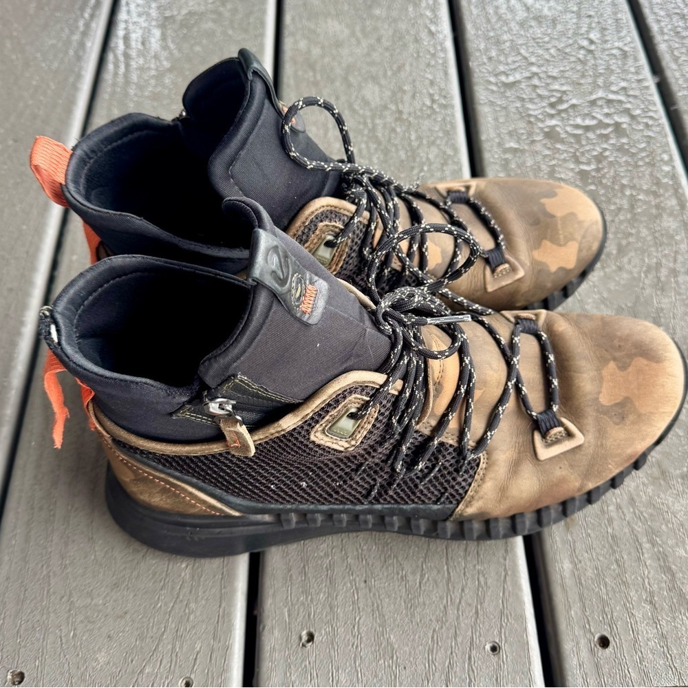 ECCO Mens 43 Camo Leather High Top Sneakers Michelin Sole